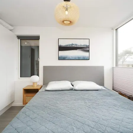 7 Person In Gilleleje-by Traum *