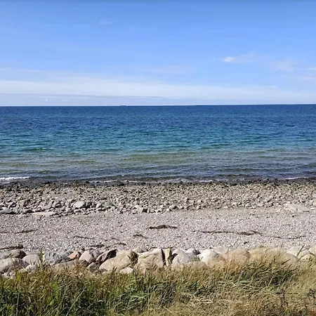7 Person In Gilleleje-by Traum *